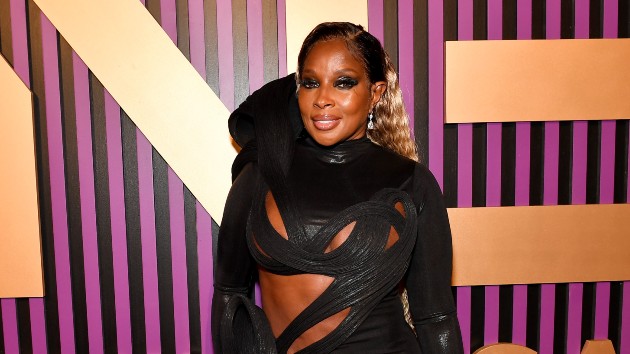 mary-j.-blige-reveals-she’s-in-love:-“when-you-believe-it,-it-comes-to-you”