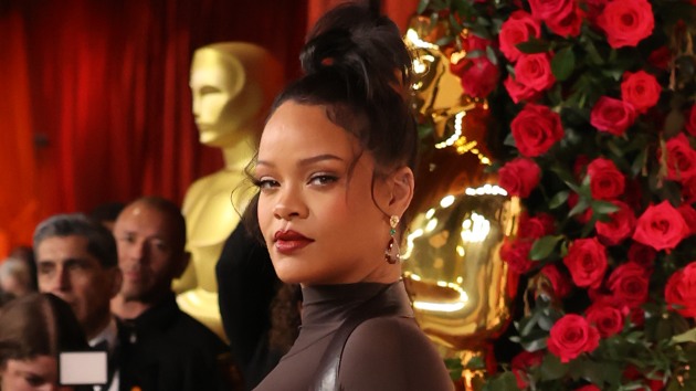 report:-rihanna’s-new-album-is-actually-coming,-with-a-tour-planned-for-2025