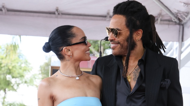 zoe-kravitz-discusses-the-challenges-of-growing-up-with-lenny-kravitz-as-a-dad