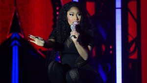 nicki-minaj-scraps-‘pink-friday-2’-deluxe-for-new-album,-‘pink-friday-3’