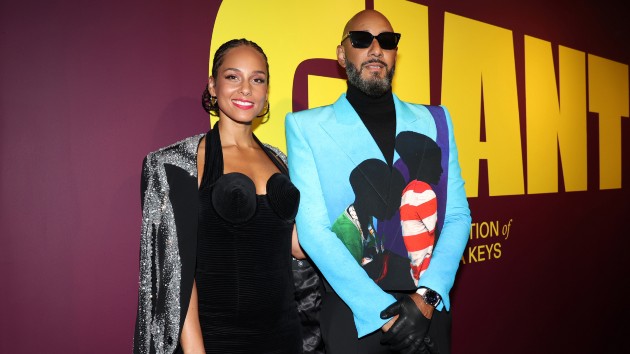 alicia-keys-talks-‘giants’-exhibit,-passion-to-collect-art