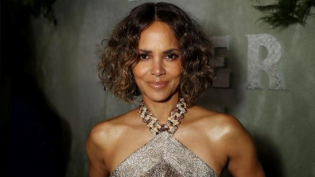 halle-berry-holds-“special-wig-screenings”-of-new-thriller-‘never-let-go’