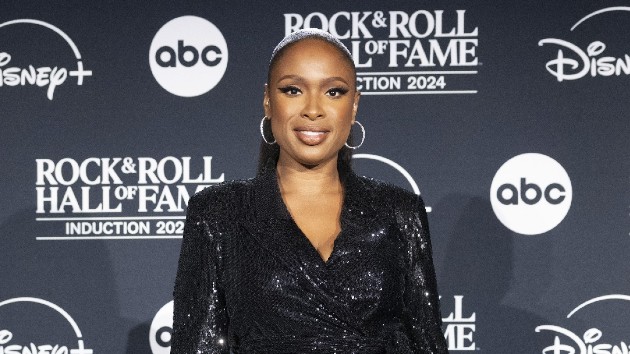 jennifer-hudson’s-reign-as-princess-of-christmas-continues-with-new-campaign